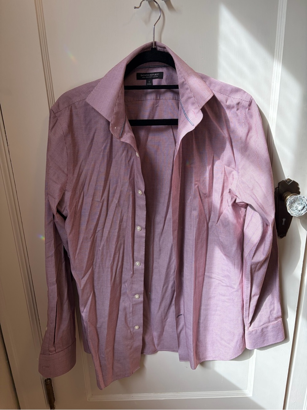 Banana Republic Men's Burgundy  Button-Down Dress Shirt
